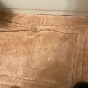 Pink & Silver puffer jacket with hood, with pockets, reversible wear